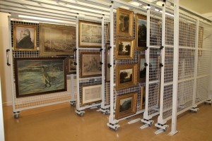 Des grilles coulissantes Promuseum équipent les réserves de la Bibliothèque Marmottan © Promuseum.