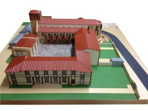 Maquette de l'Abbaye de Mozac, façades sud © Archi-Tact.