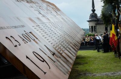 Inauguration du mémorial de Dinant en présence du Roi des Belges