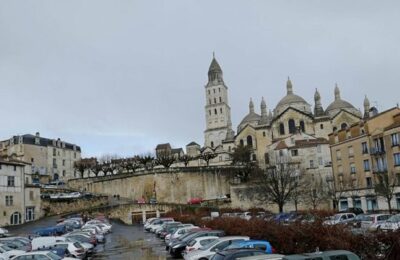 la Manufacture Gourmande viendra se nicher au pied de la cathédrale. © Luc Bonnin
