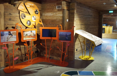 espace-reblochon-Hameau-Alpes-lenticulaire-maquette-gravee