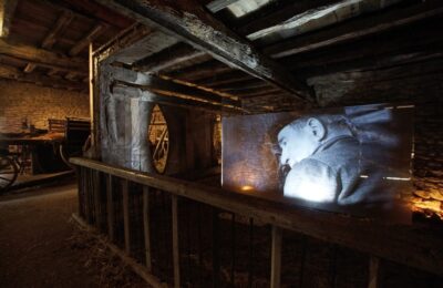 Affichage Video Holographique Parc du Bournat (24). ©Linutop