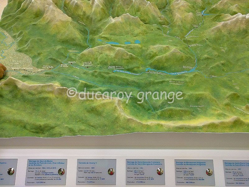 ducaroy-grange-maquette-animee-en-courbes-lissees-Vallee du-Drac-detail_800px-large-credits